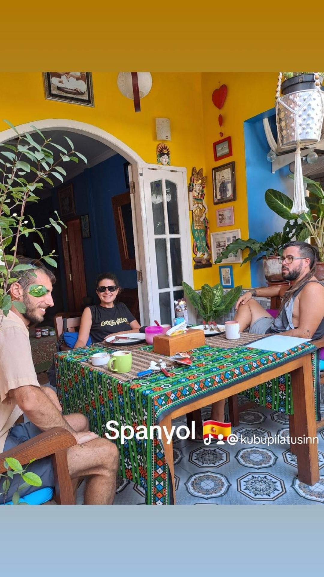 Willa Kubu Pilatus - Family House Lombok Tjakranegara Zewnętrze zdjęcie