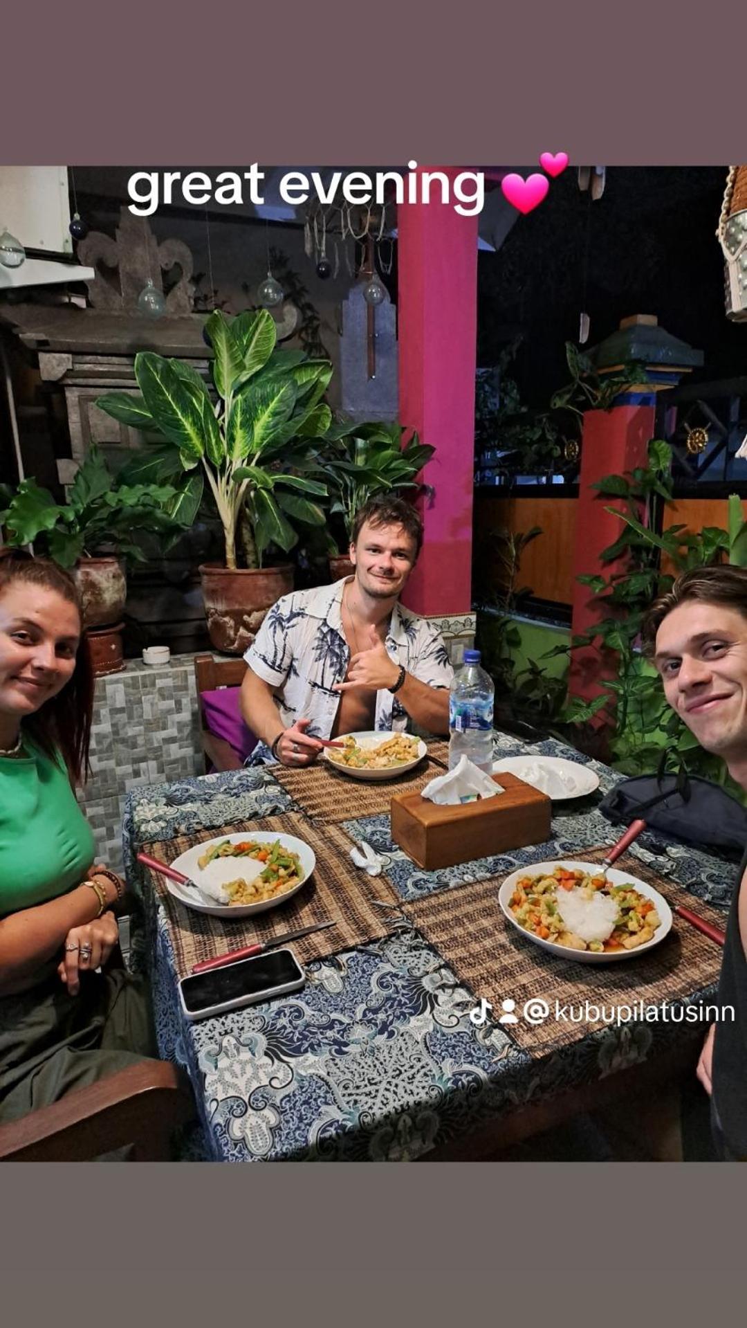 Willa Kubu Pilatus - Family House Lombok Tjakranegara Zewnętrze zdjęcie